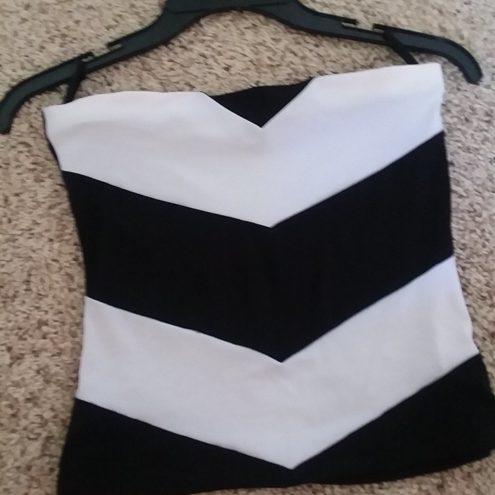 Black and white tube top
